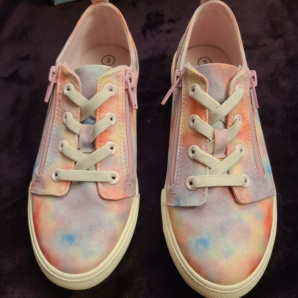 Cat & Jack Tie-dye Sneakers - Picture 2 of 10